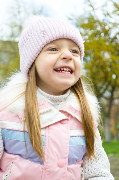 Retrato de una niña — Foto de Stock