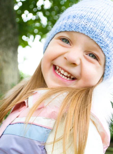 Ritratto di una bambina — Foto Stock