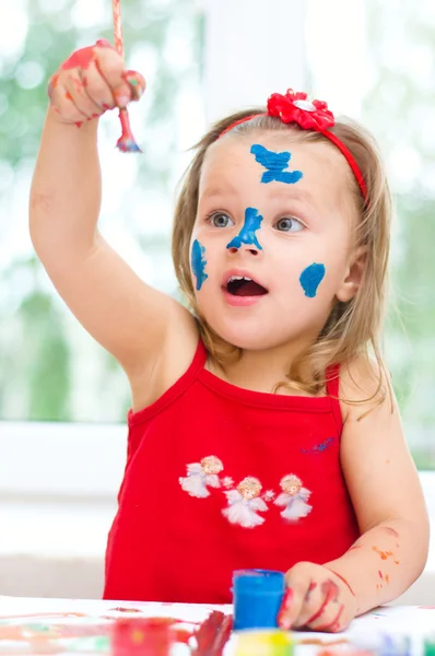 Child painting — Stock Photo, Image