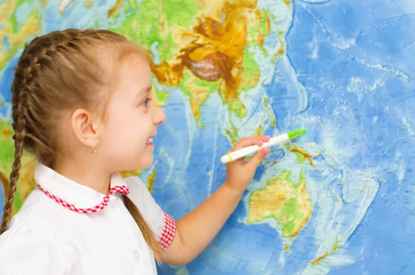 Kid by world map — Stock Photo, Image