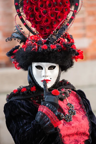 Masked person at the Venice Carnival 2014 — Stock Photo, Image