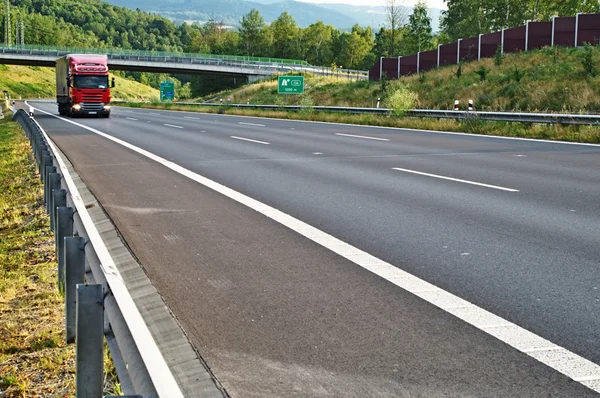 Snelweg in landschap — Stockfoto