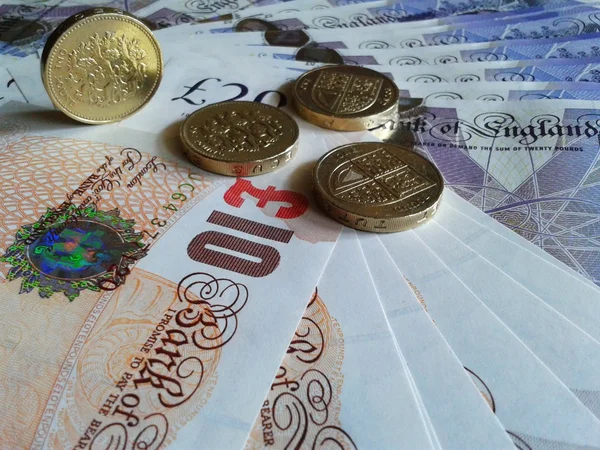 Yeni 20,10 british pound banknot ve madeni paralar