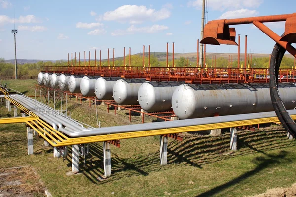 Depósitos de gas de almacenamiento —  Fotos de Stock