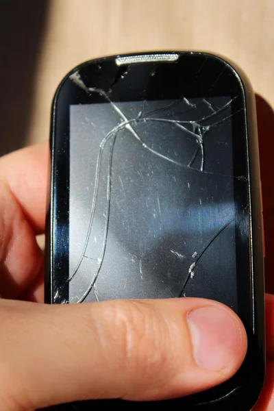 Broken smart phone — Stock Photo, Image