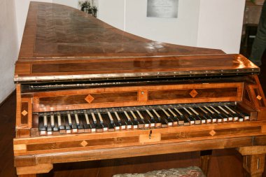 Dolna Krupa, Trnava, Slovakya 09-23-2021: Beethoven 'ın yaşamını ve çalışmalarını yansıtan müzik sergisi ile Ludwig Van Beethovens pavyonu. Burası Ayışığı Sonatı 'nın bestelendiği yer.