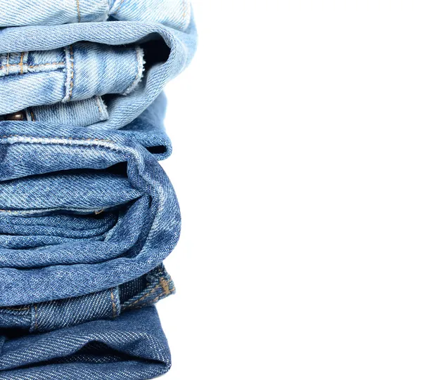 Mavi jeans yığını