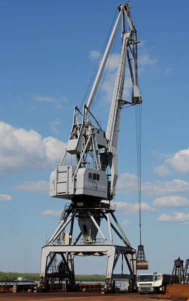 Mobile harbour crane — Stock Photo, Image