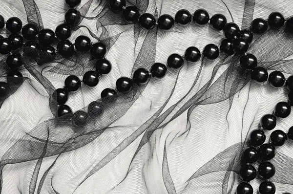 Tulle noir et perles noires — Photo