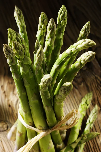 Grono aspargus zielony — Zdjęcie stockowe