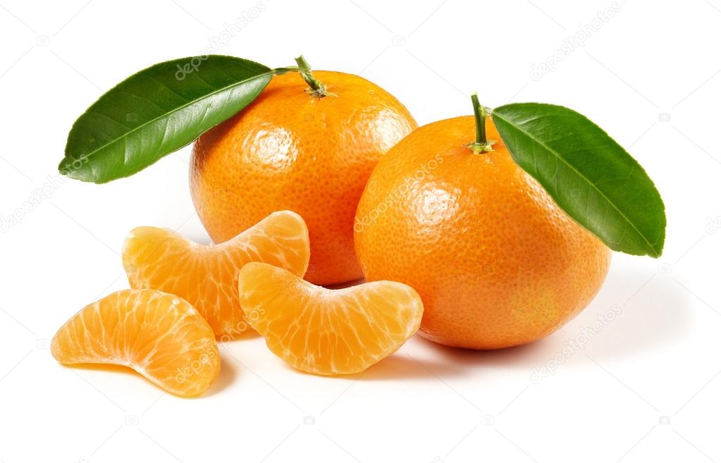 mandarin oranges isolated