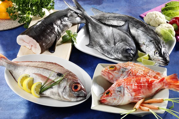 Verschiedene Fischsorten — Stockfoto