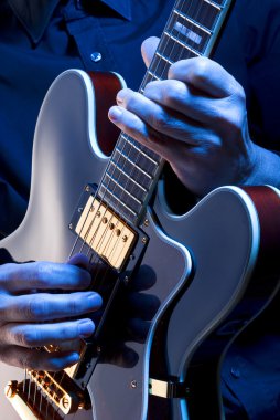 blues gitar çalmak
