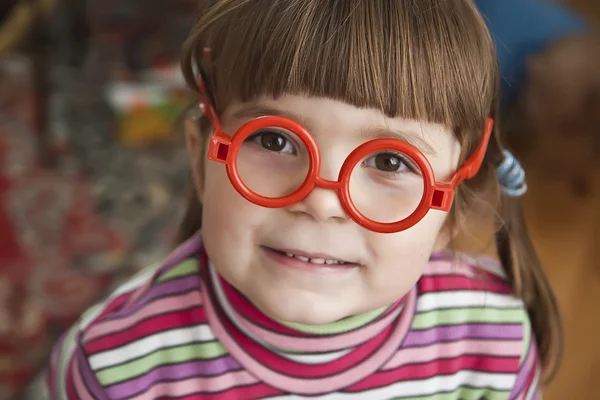 Mädchen mit Brille lizenzfreie Stockbilder
