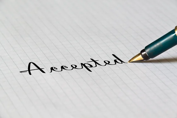 Accept concept by classic pen — Stock Photo, Image