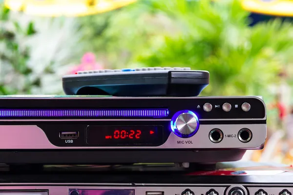 DVD oynatıcı ile uzaktan kumanda