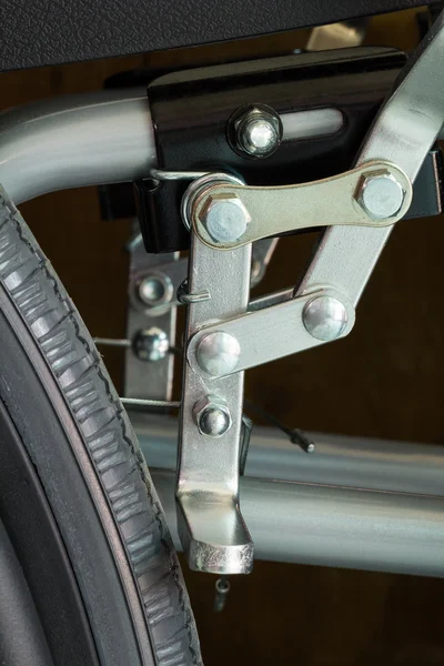 Invalidní vozík zátkou — Stock fotografie