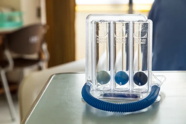 Tre bollar incitament spirometer för djupandning — Stockfoto