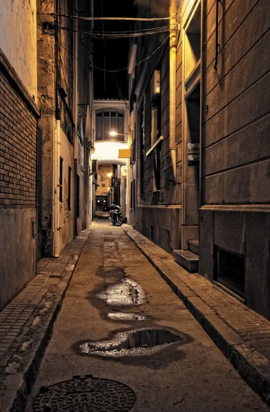 Strada solitaria di notte — Foto Stock