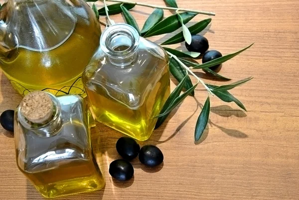 Bottled olive oil — Stock Photo, Image