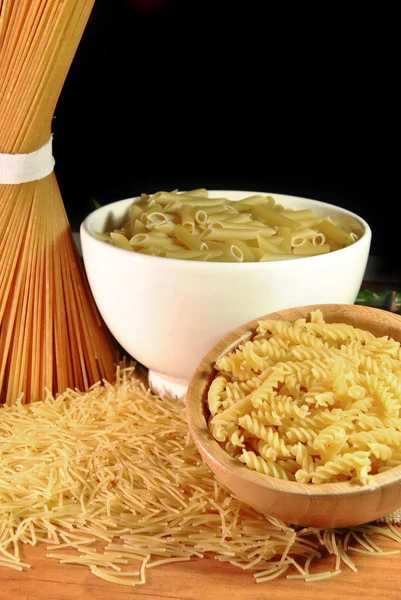 Macarrones, espaguetis y pasta —  Fotos de Stock