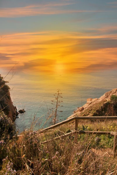 Alba su una spiaggia della Costa Brava — Foto Stock