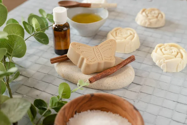 Natural Homemade Soap Made Caustic Soda Oil Scented Essential Oils — Stockfoto