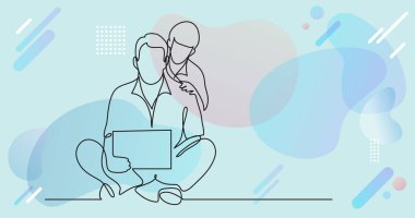 Baba ve oğlu tablet izlerken sürekli çizgi çizme