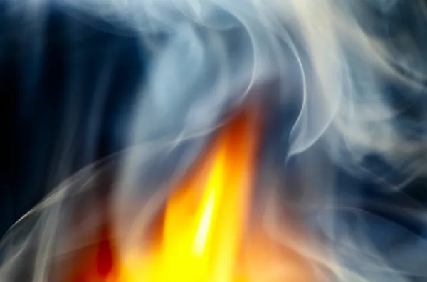 Flame and smoke — Stock Photo, Image