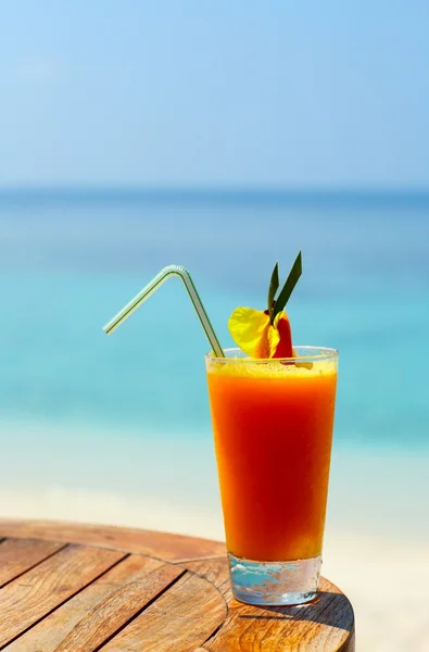 Fruity cocktail — Stock Photo, Image