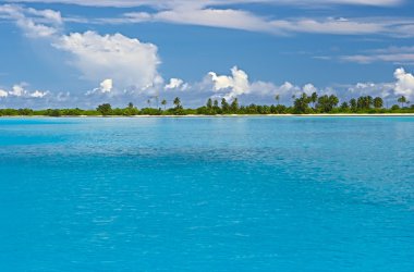 Hint Okyanusu'nda bir ada