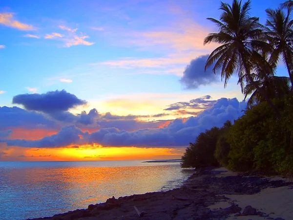 Enorm Maldiverna sunset — Stockfoto