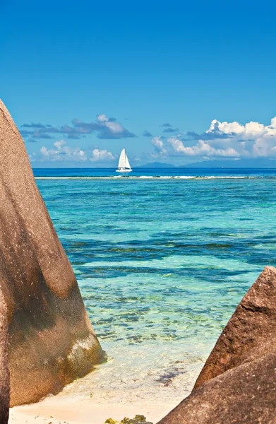 Seascape with a sailboat — Stock Photo, Image