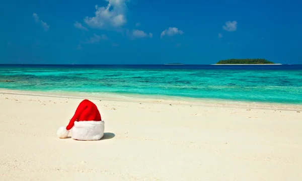 Santa şapka sahilde mi