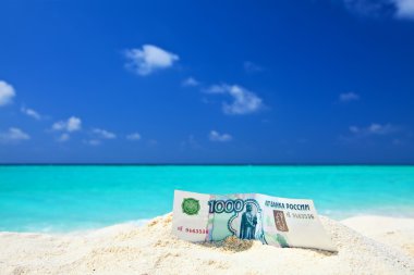 Rus ruble olduğunu sahilde