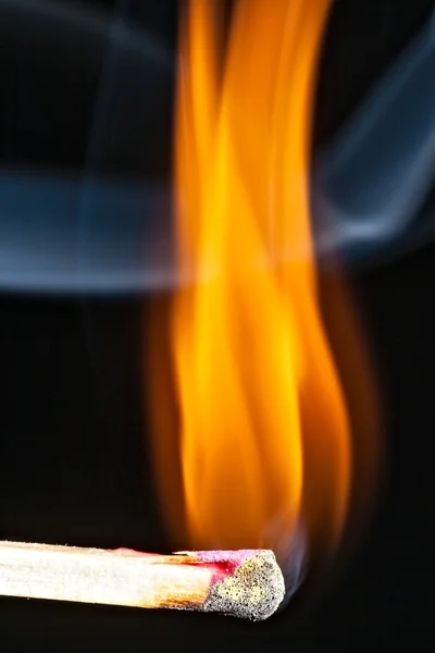 Match and fire — Stock Photo, Image