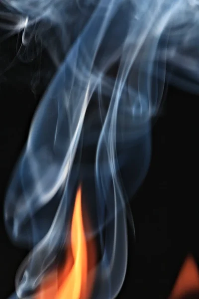 Flame and smoke — Stock Photo, Image