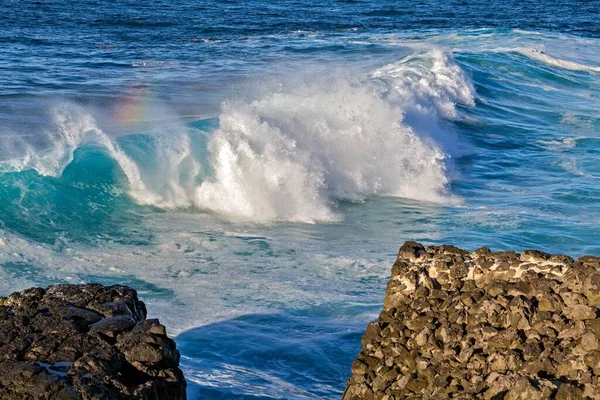 Vlny Valí Skále Mauricius Indián Osean Stock Fotografie