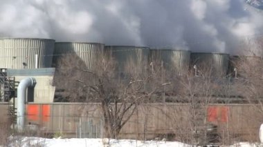 Santral duman yığınları