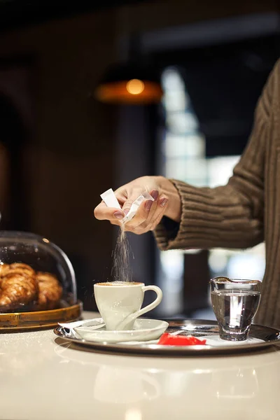 Female Hand Pours Sugar Coffee Concept Break Rest Cafe Copyspace — Stock Photo, Image