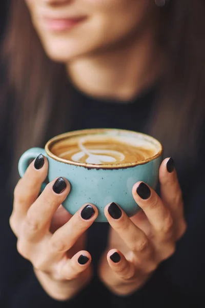 Close Cup Coffee Latte Coffee Shop Female Hands Holding Cup — Stock Photo, Image