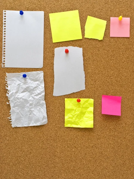 Blank notes on cork board — Stock Photo, Image
