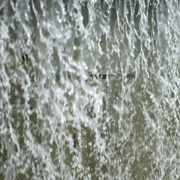 Water Flowing Over Brick — Stock Photo, Image