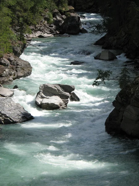 Green river — Stock Photo, Image