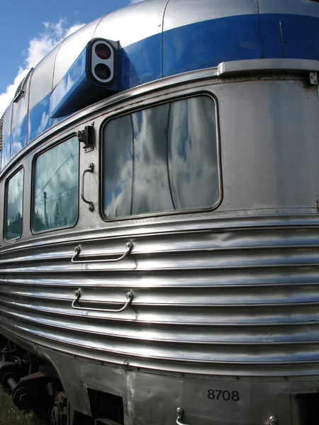 Carro de trem de prata — Fotografia de Stock