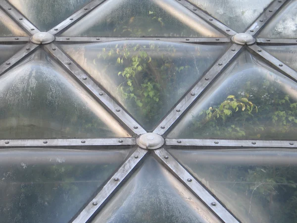 Temperamentní skleníkových Dome okna — Stock fotografie