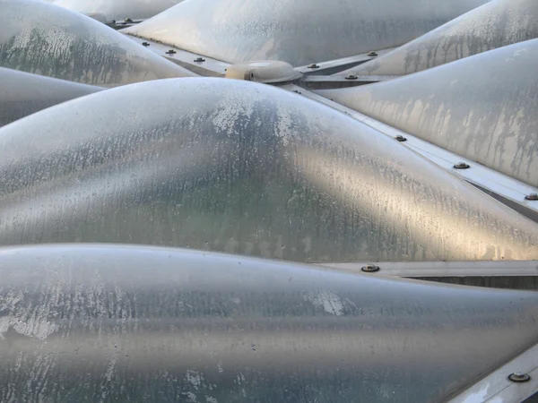 Janelas de cúpula de estufa borbulhante — Fotografia de Stock