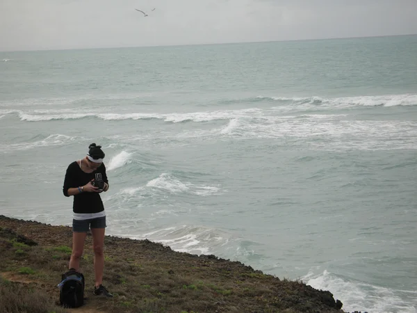 Mujer tomando fotos — Foto de Stock