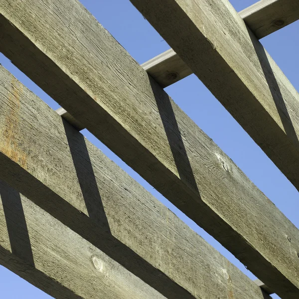 Grote houten balken — Stockfoto