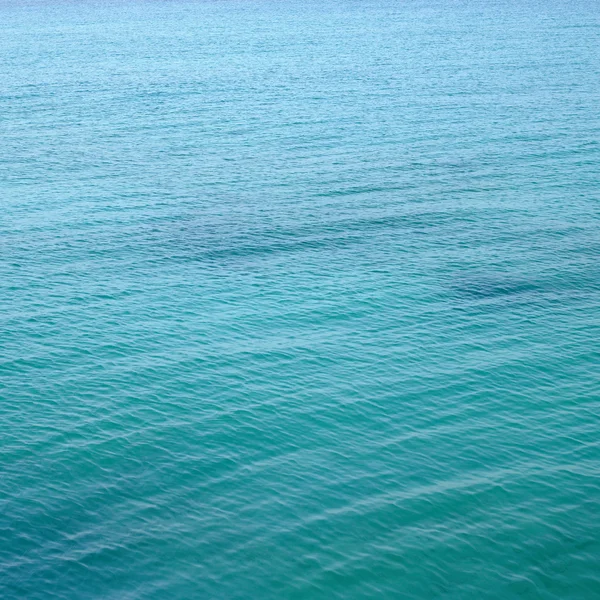 Бирюзовый океан — стоковое фото